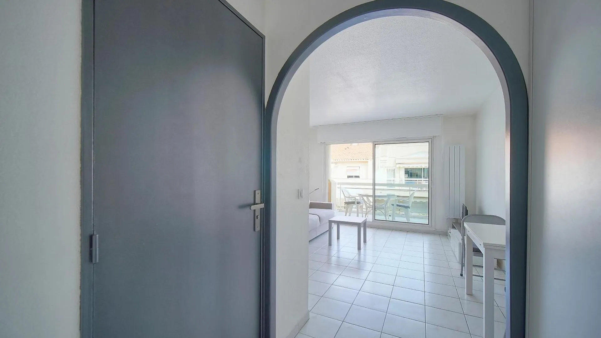 Apartament Frgk 